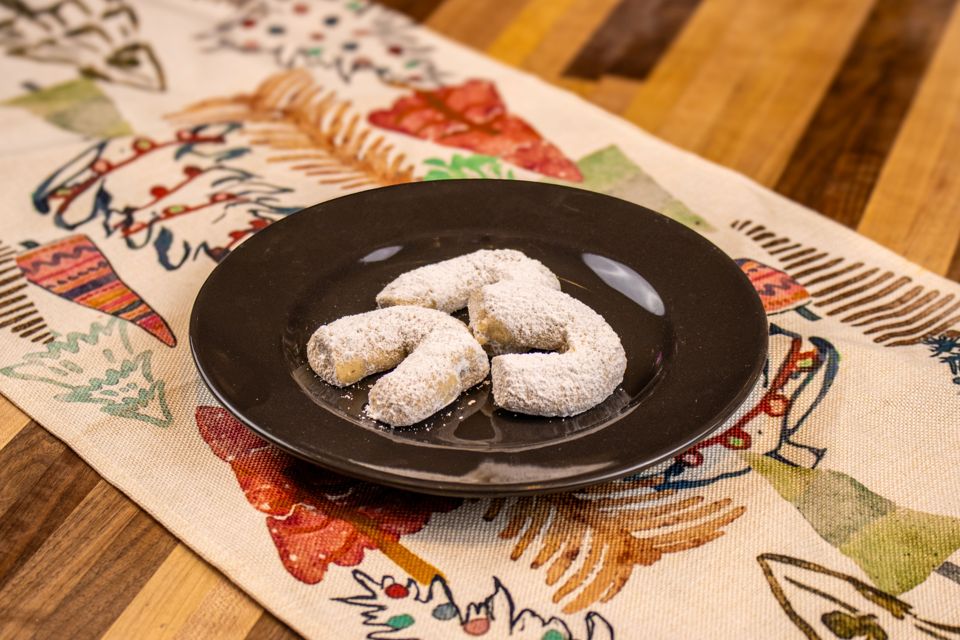 Christmas Cookies II — Vanilla-Walnut Crescents & Masaryk's Cookies