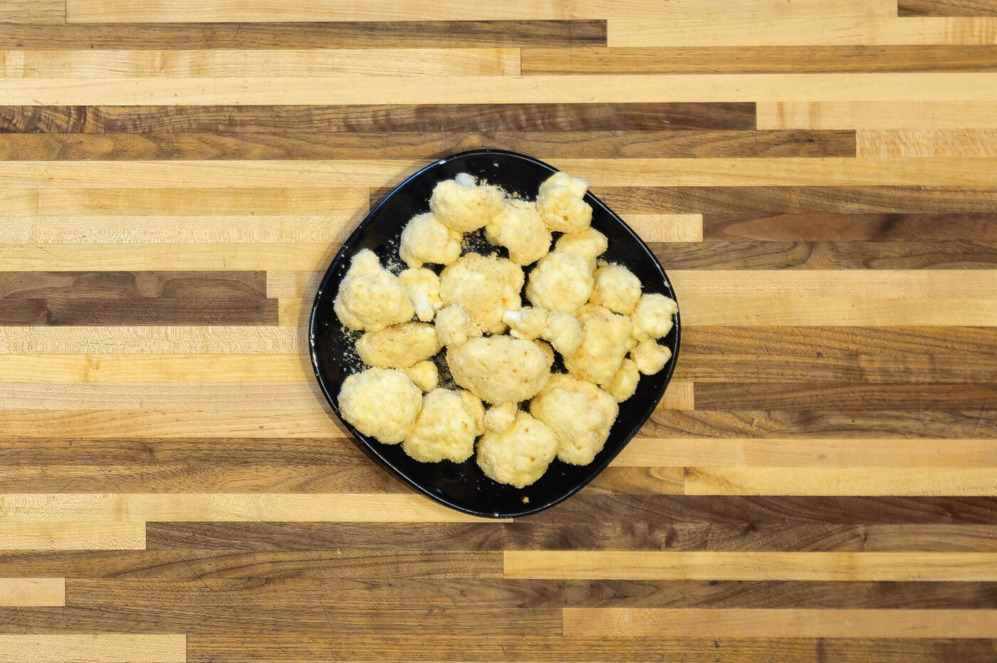 Fried Cauliflower Smažený Květák - Bread the Cauliflower