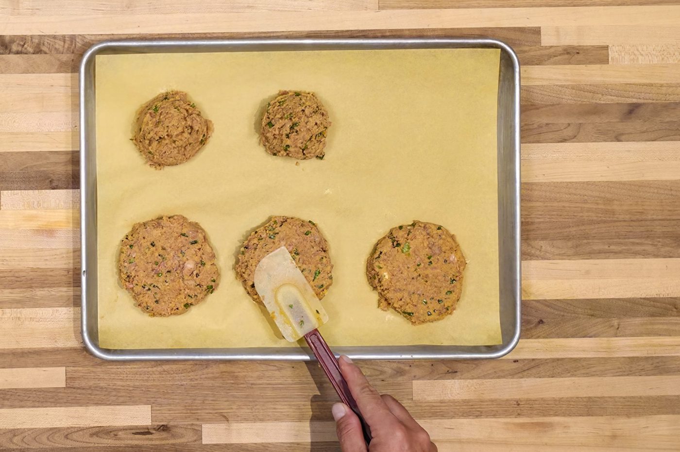 Tuna Cakes - Form Tuna Cakes