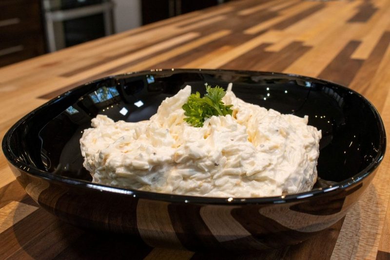 Cheese – Garlic Dip and Spread